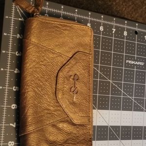 Jessica Simpson wallet